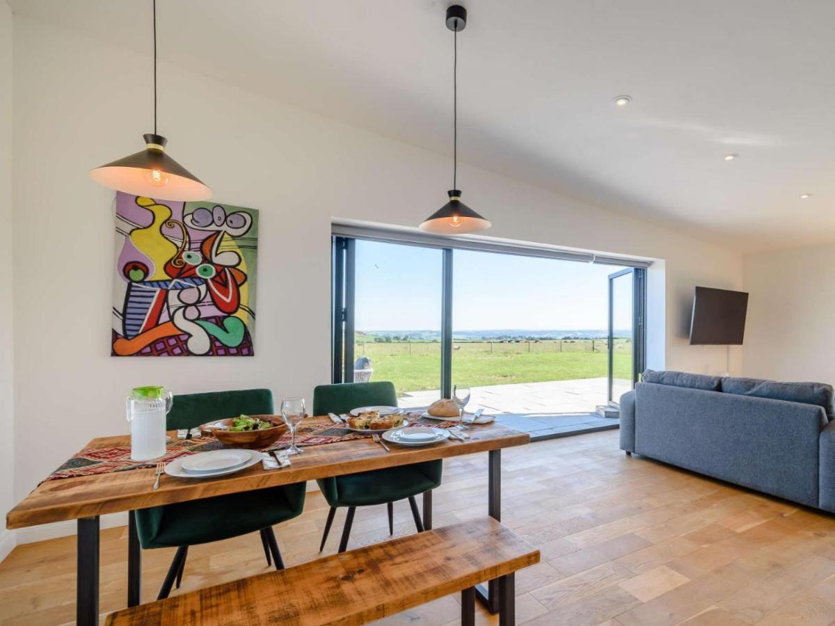 2-Bed Modern Bungalow - Outstanding Country Views ハロゲート エクステリア 写真
