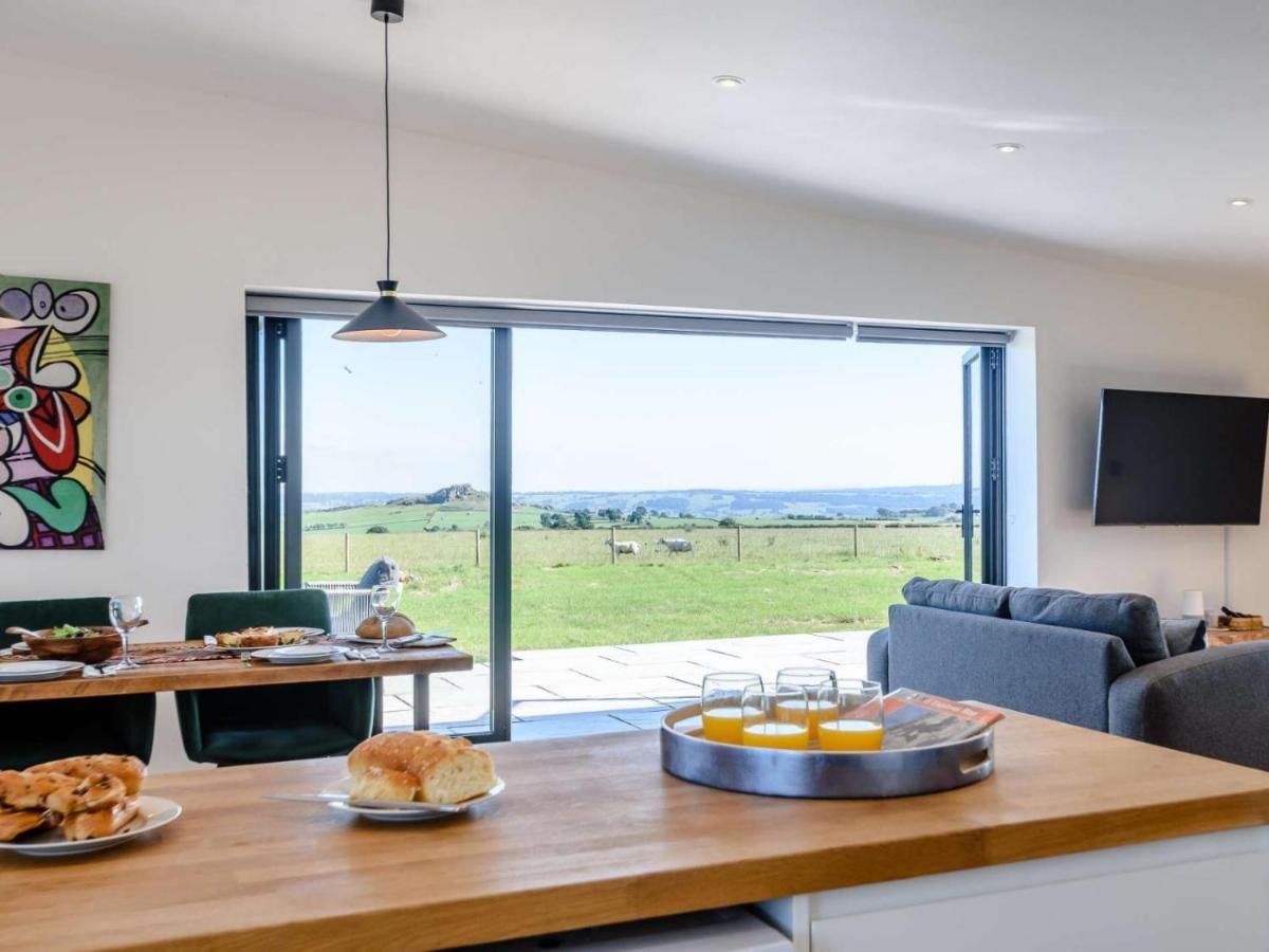 2-Bed Modern Bungalow - Outstanding Country Views ハロゲート エクステリア 写真